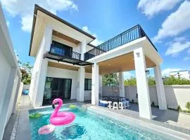 Bessō Pool 5 mins to Central Makro & Night market