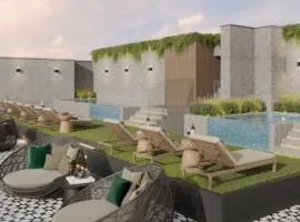 Warm & Exclusive 2 BR