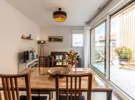 Appartement Moderne avec Terrasse et Parking à Anglet - 4 Pers. - FR-1-239-1152