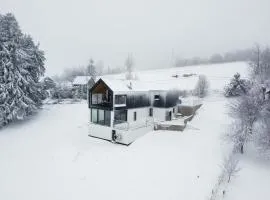 Vrh house