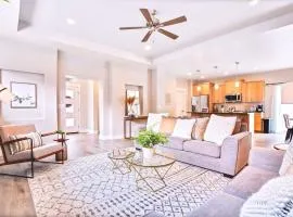Gorgeous & Secluded 3BD 2BA Getaway by The Village at Meridian