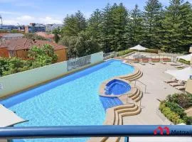 MetaWiseBnB Luxury North-Facing 2BR Near Beach 5