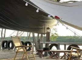 Riverside Homestay Kuala Pontian Rompin - Beautiful River