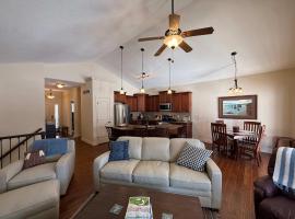 TeeTime Blue Stay on the Fairway, viešbutis mieste Kamdentonas