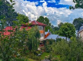 The Shivdhaar Estate kud'Patnitop, hotel em Kūd