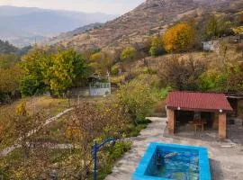 Safari House Tbilisi Wine & Family Hotel