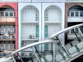 E11 Hotel - BTS Punnawithi