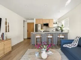 Tide House - Unit A Modern Seaside 1BD w Parking