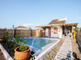 Villa New D'Bamboo by Plesirhati Yogja