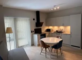 New & Modern apartment in a quiet area with Free Parking