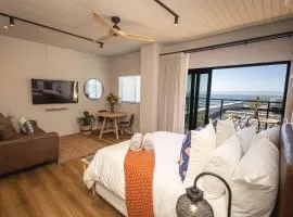 Waterfront Studios - Hermanus Waterfront Apartments