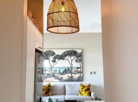 Palm Springs, Hotel in Struisbaai