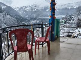 Happys Valley View Tosh, hotel em Tosh