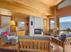 Emeraudes 404A pres de la telecabine a Anzere avec vue sur les Alpes