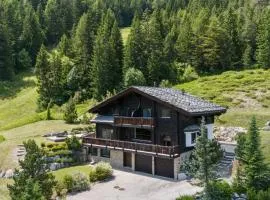 Chalet Noir pres de la telecabine a Anzere
