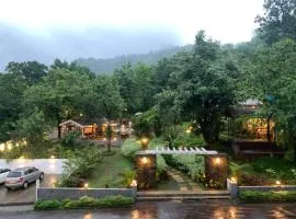 Emerald Club-Holiday Maiyaan