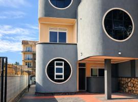 Luxury Studio in Munyonyo with Airport Road Access, Hotel in Kampala