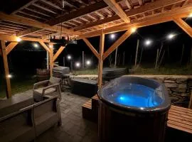 Sárkányok Háza Vendégház Jakuzzival - House of Dragons Guesthouse with jakuzzi