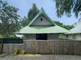 Hava House with starlink and private pool, Hotel in Dauin
