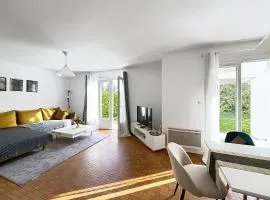Maison avec jardin dans un quartier calme au cœur du Blayais