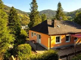 Exclusives Waldhaus zum gechillten Hirsch - komplett
