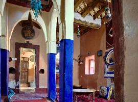 Maison d'hôtes tilleli, hotel u gradu 'Tamnougalt'