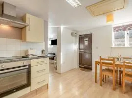 1 Bed in Hastingleigh oc-b36344