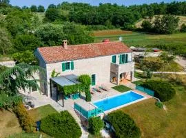 La Finka - villa with a heated pool & sauna