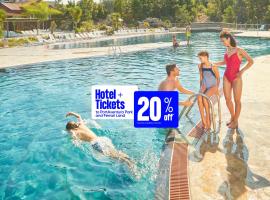 PortAventura Hotel Gold River - Includes unlimited access to PortAventura Park & 1 access to Ferrari Land、サロウのホテル