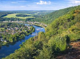 Gîte: À la courbe du fleuve, hotel em Godinne