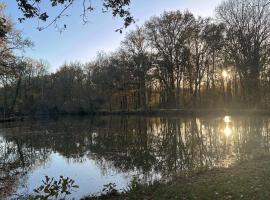Grand Studio Cocon & Spa, hotel di Mosnay