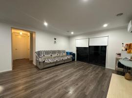 Your Guest House, hotel em Tarneit