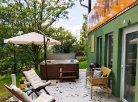 Hegyi Cserfes wellness Guesthouse, Hotel in Szurdokpüspöki