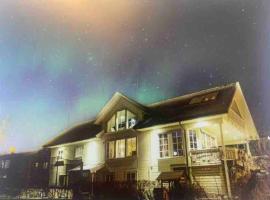 Quiet and central studio-near to everything, hotel di Alta