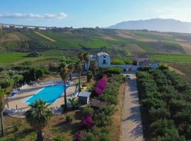 Fattoria Manostalla Villa Chiarelli, hotell i Partinico