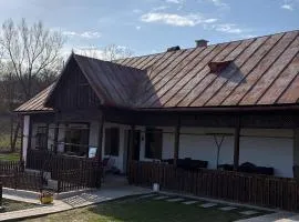 Ili house, home & retreat