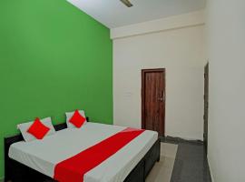 Viesnīca OYO Flagship 81535 Hotel Krishna Vandanam pilsētā Vrindavana