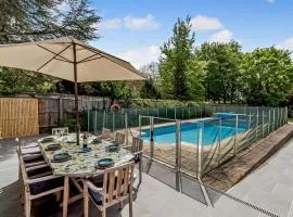 5 Bed in Woodbridge oc-72724