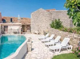 Old Stone House Vodnjan by Villas Guide