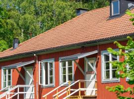 Haraldsgården Vandrarhem, hotell i Blidö