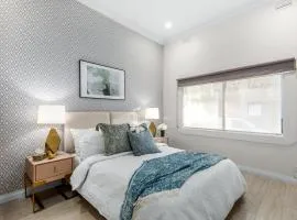 Cozy family home close to city!