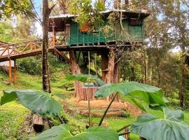 Casa en el Arbol - Cerca Metrocable ARVI - Camping, hotel i Guarne