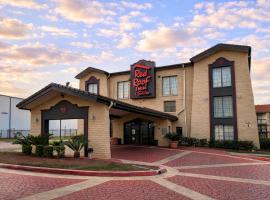 Red Roof Inn & Suites Houston- Hobby Airport, hotel di Houston