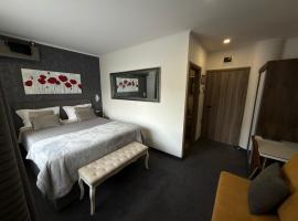 Luxury rooms Lira, hotel a Ogulin