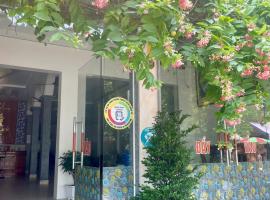 Trung Liên Hotel: Dao Co To şehrinde bir otel