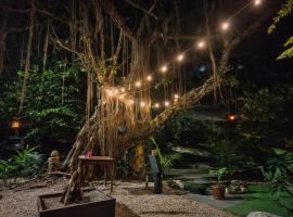 Natural Mystic Jungle Sanctuary 5 min beach walk, готель у місті Нікоя