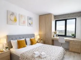 Stylish Retreat Apartment Near Mall Moldova free parking