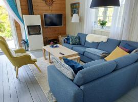 Charming Cottage At The Edge Of The Sea, hotel u gradu Vinnes