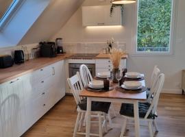 Le perchoir de Pibri - Les apparts de Maddy, Hotel in Meyssac