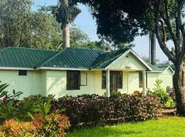 22 Afro Smile Backpackers Jinja